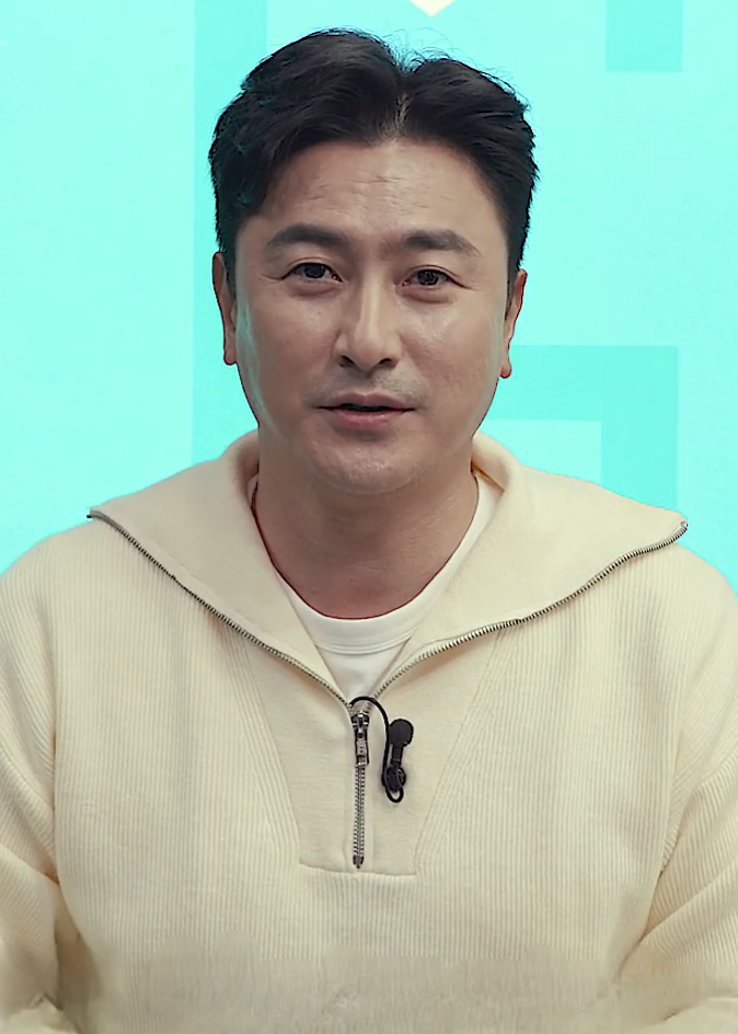 Guus Hoes: The Versatile Dutch Actor of Stage, Screen, and Radio